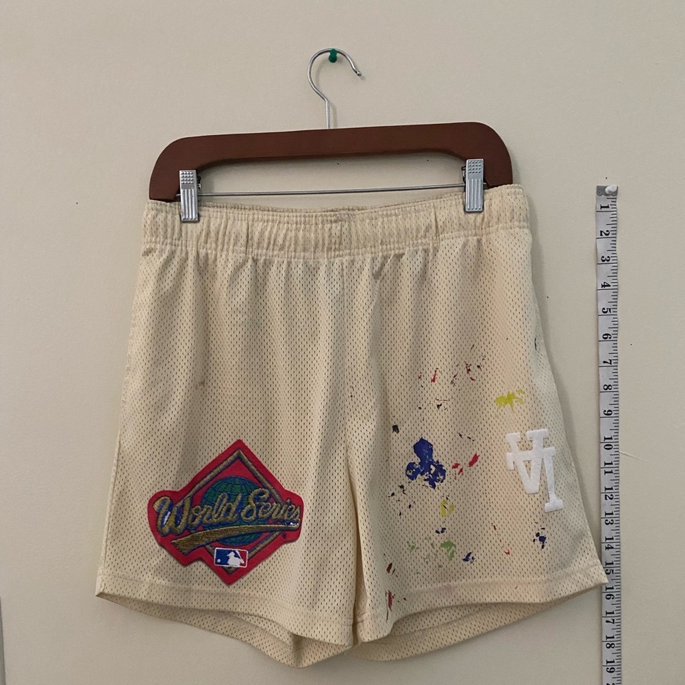 Unbranded Men’s short. Size: M